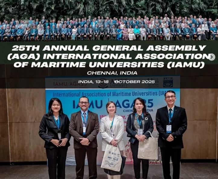 nicky-alditya-ramadhan-jurusan-nautika-dan-yahya-kurniawan-jurusan-teknika-meraih-silver-medal-dan-the-best-presentation-award-dalam-ajang-2025-1st-amfuf-student-presentation-competition-di-korea-maritime-and-ocean-university-kmou